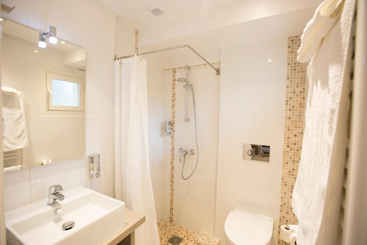 Hotel De La Plage - Hdlp Bormes-les-Mimosas Ngoại thất bức ảnh